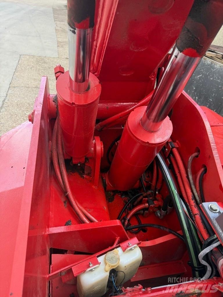 Manitou BT 420 Teleskopski viličarji