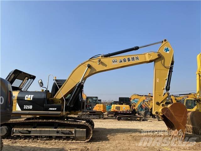 CAT 326D Bagri goseničarji