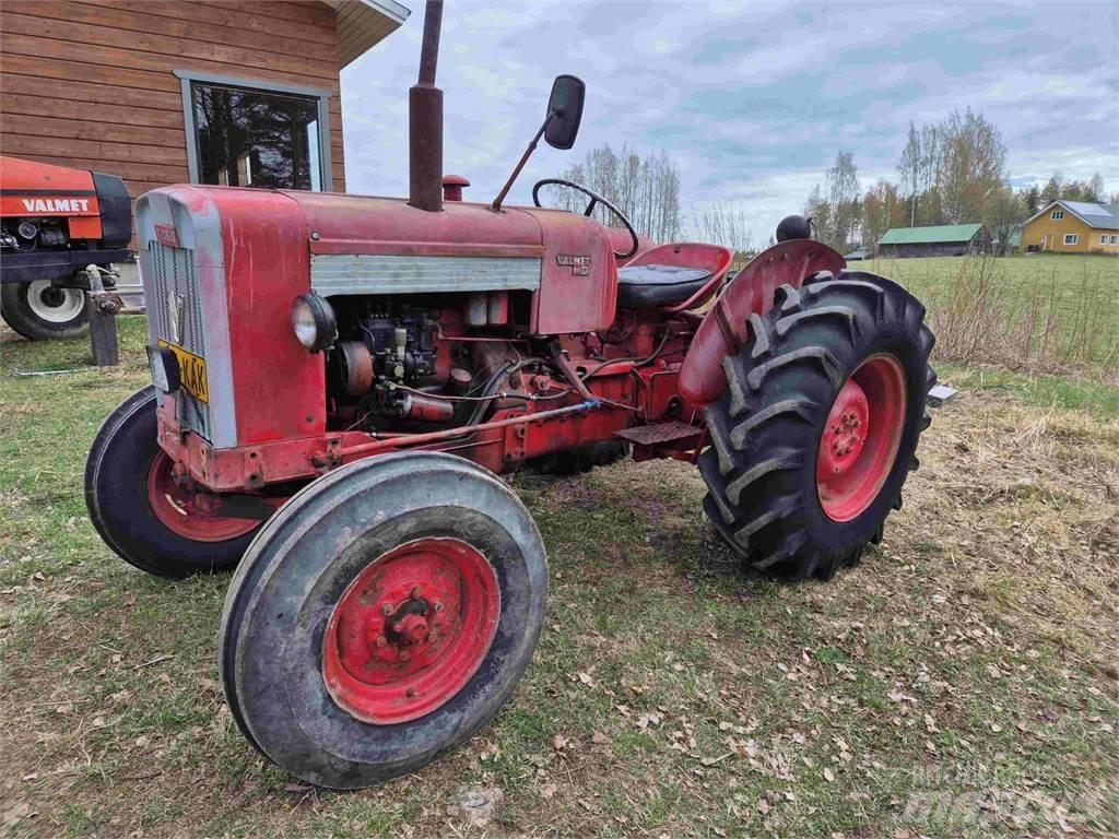 Valmet 361D Traktorji