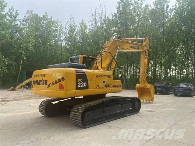 Komatsu PC 220-8 Bagri goseničarji