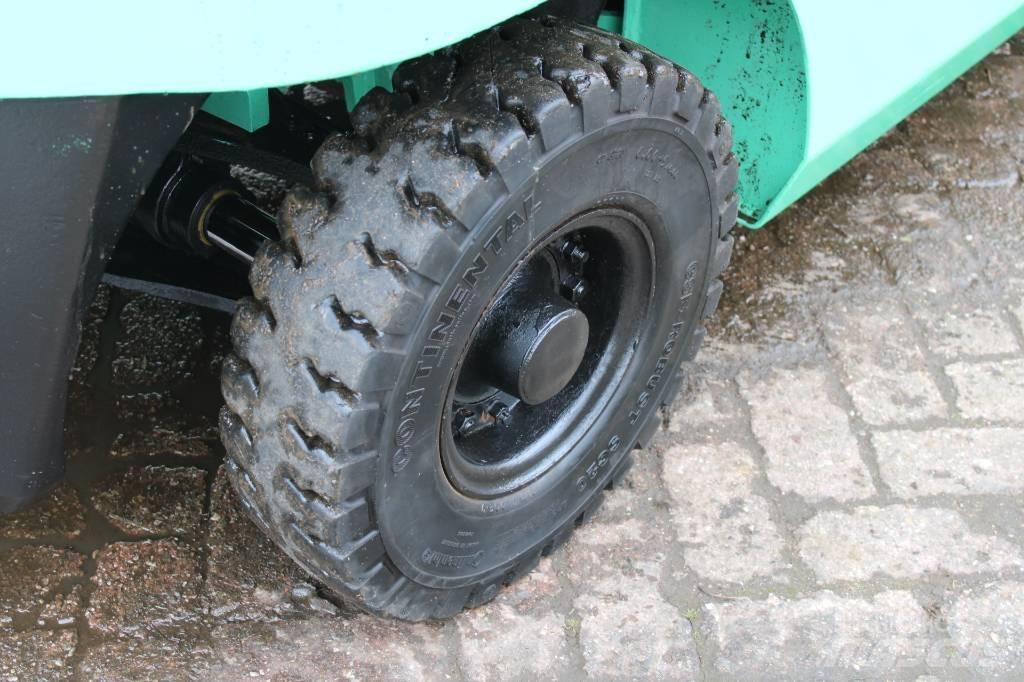 Mitsubishi DFD25NT Dizelski viličarji