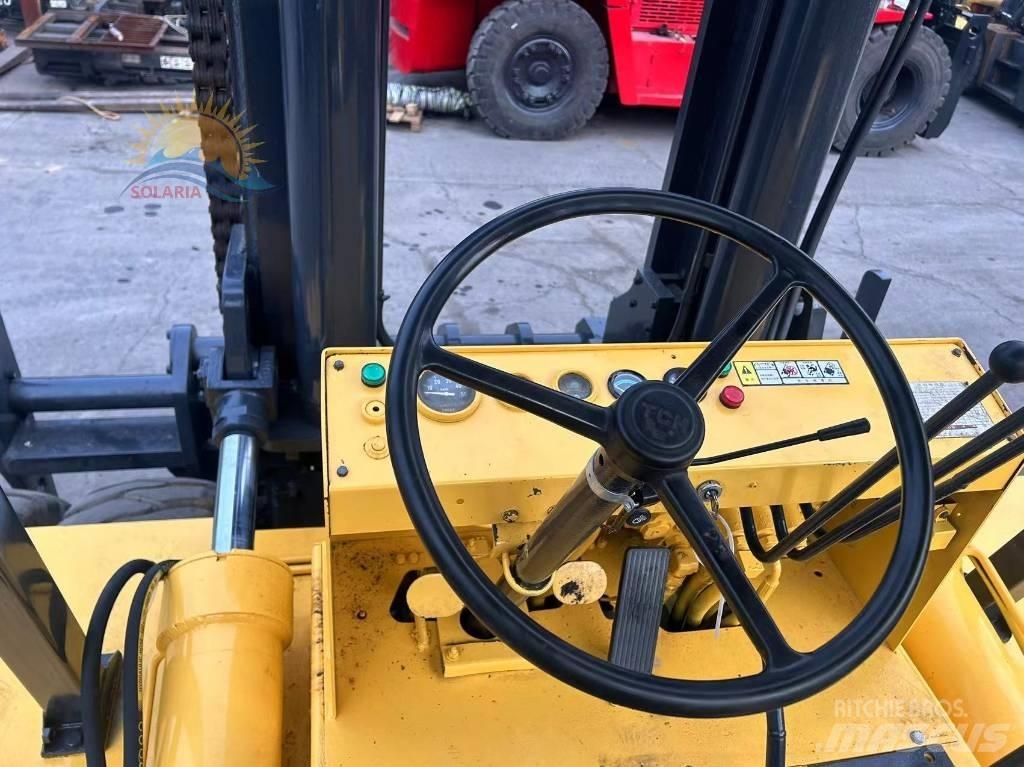 TCM FD 250 Dizelski viličarji