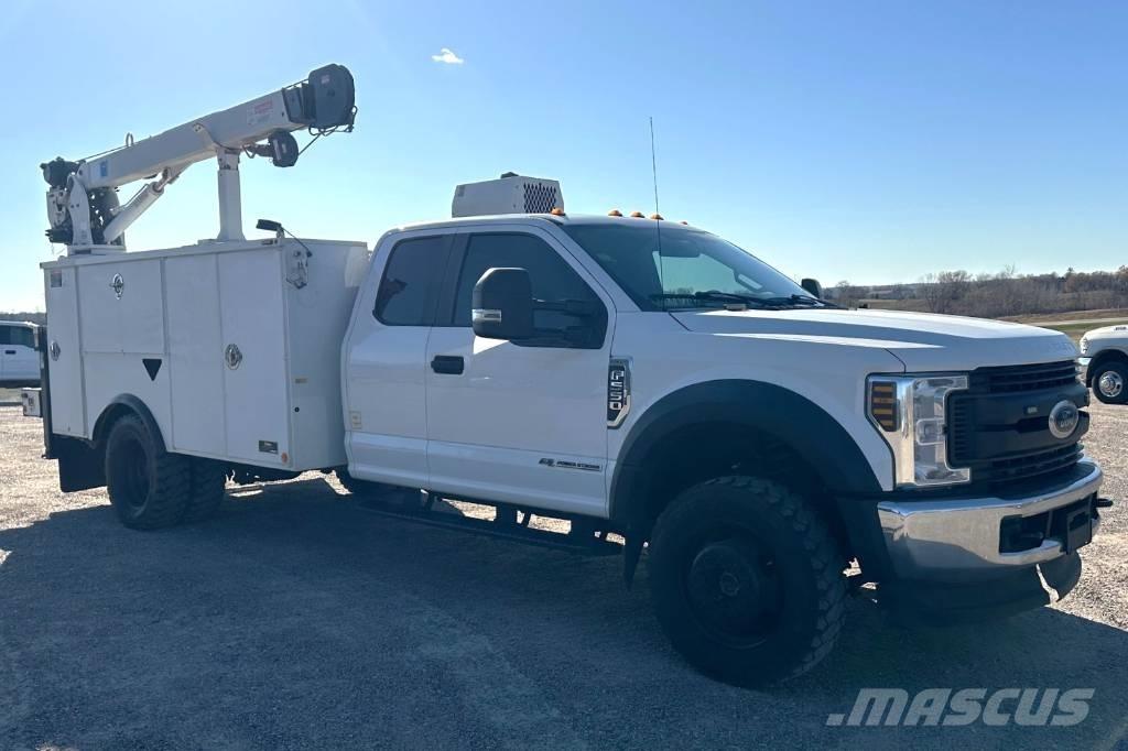 Ford F 550 XL SD Dvigala na gosenicah