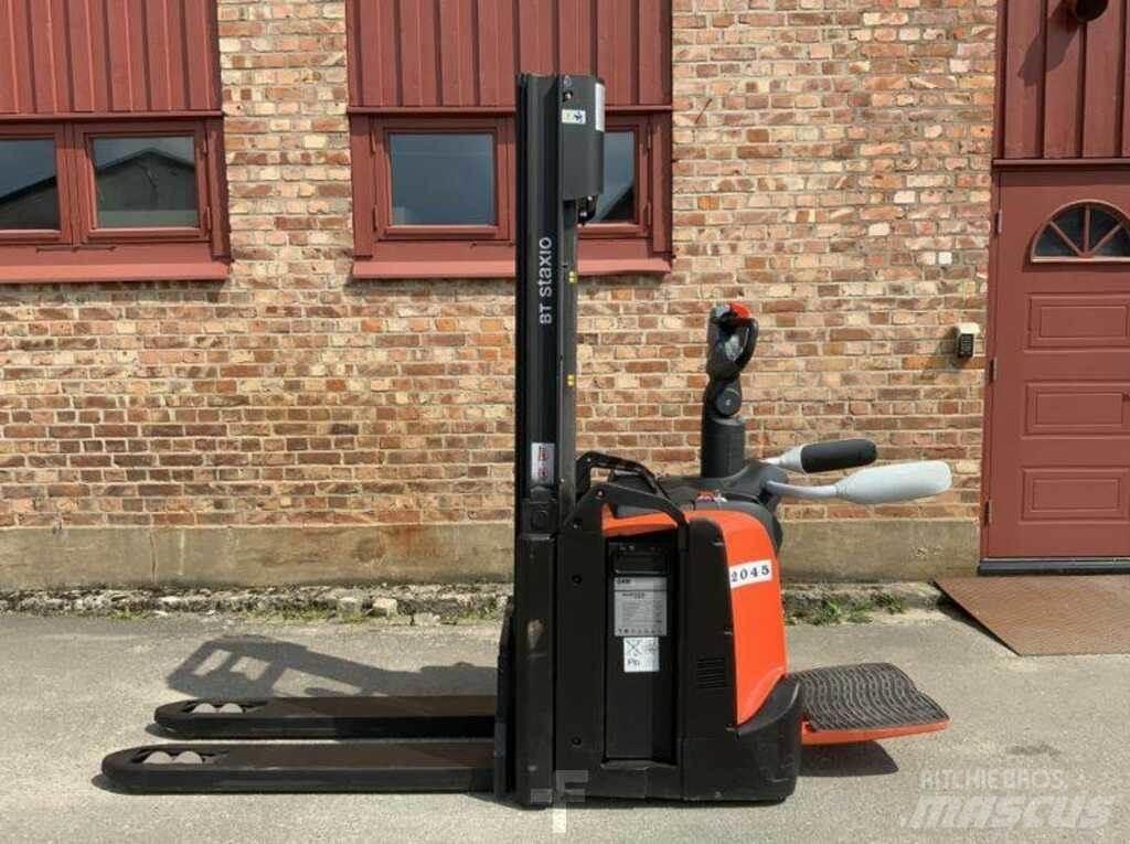 BT SPE 120 L Ročni električni viličar