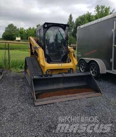 CAT 239 D Skid steer mini nakladalci