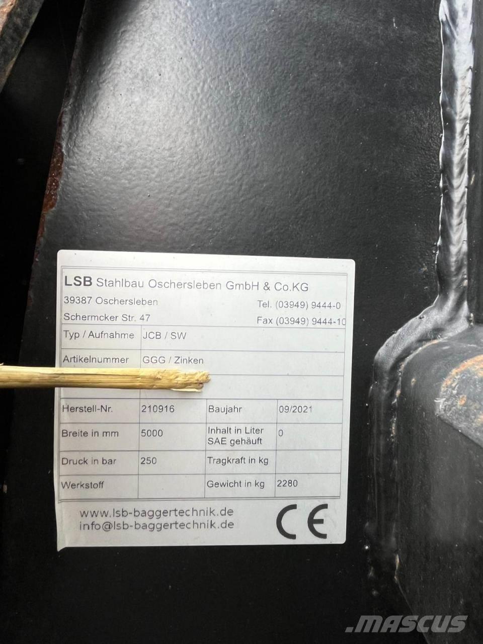 JCB 435 S Kolesni nakladalci
