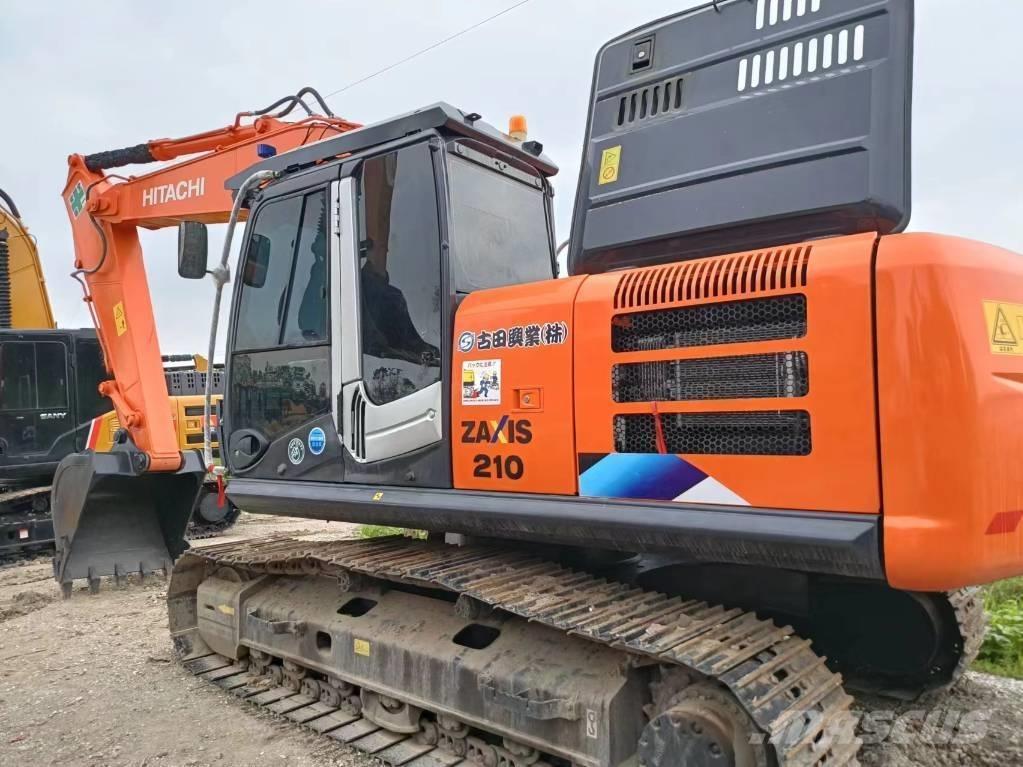 Hitachi ZX210 Bagri goseničarji