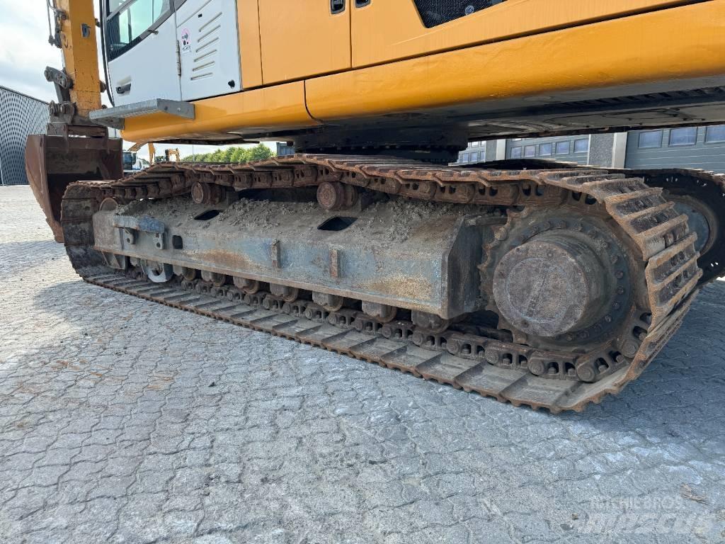 Liebherr R946 LC Bagri goseničarji