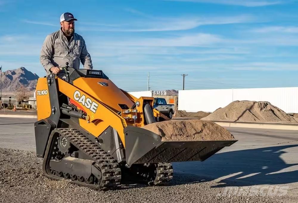 CASE TL 100 Skid steer mini nakladalci