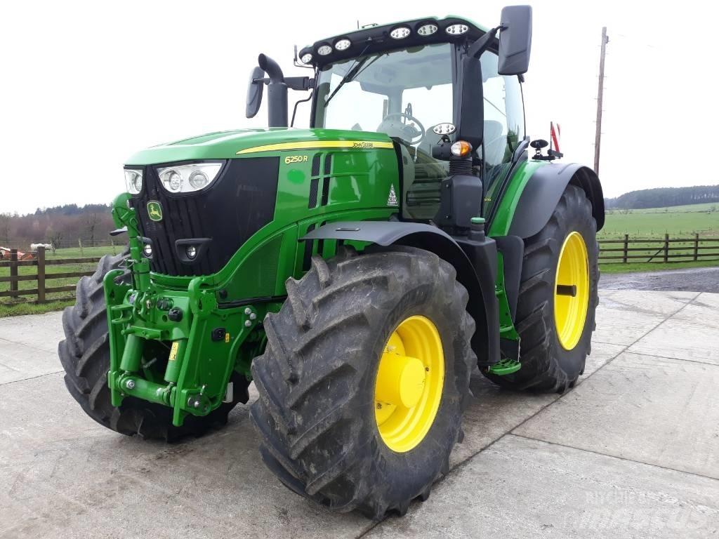 John Deere 6250 R Traktorji