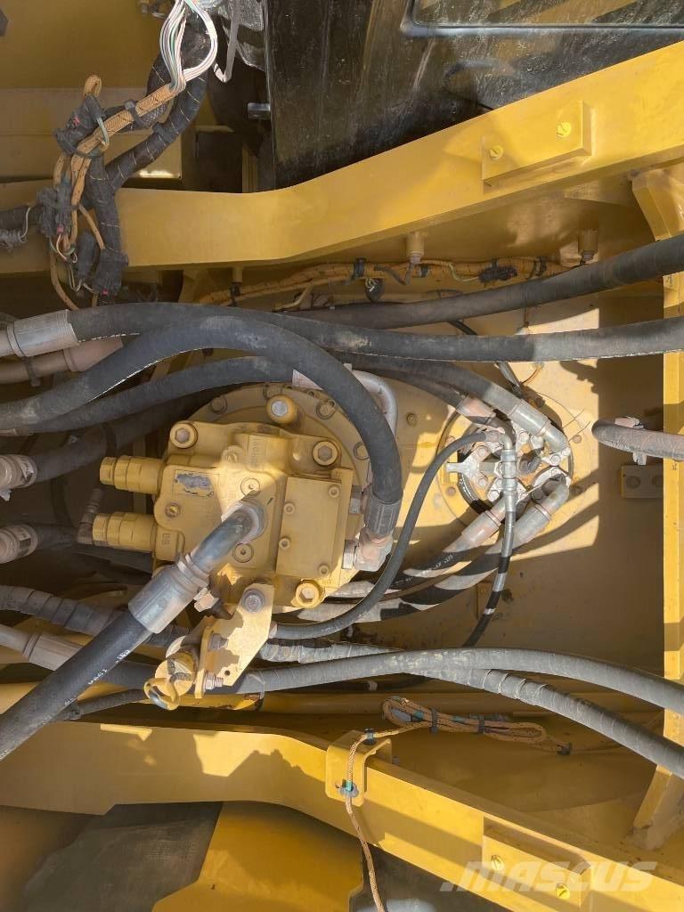CAT CAT330GC Midi bagri 7t – 12t