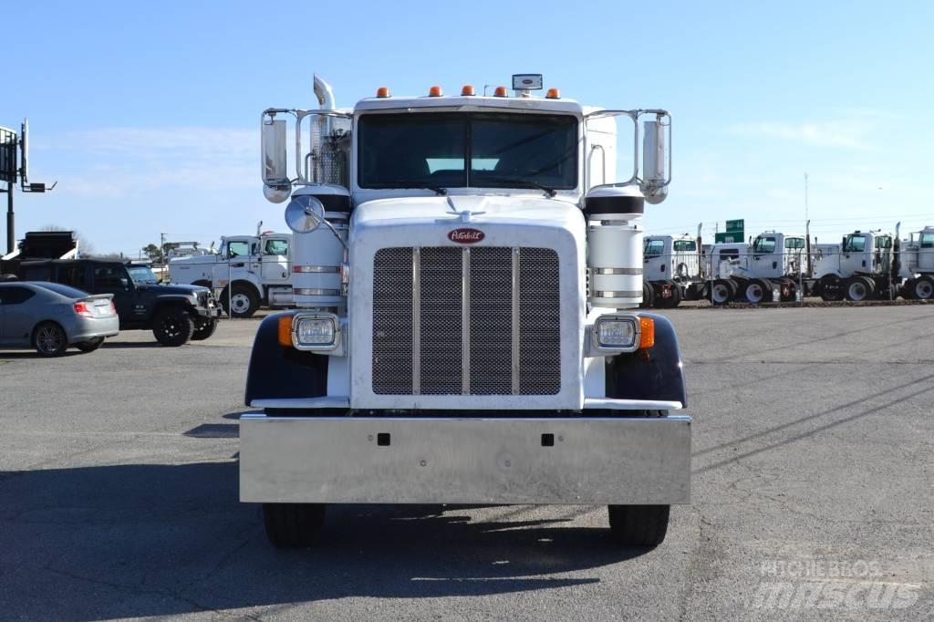 Peterbilt 367 Vlačilci