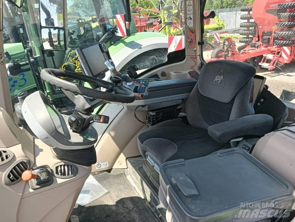 Fendt 718 Vario Traktorji