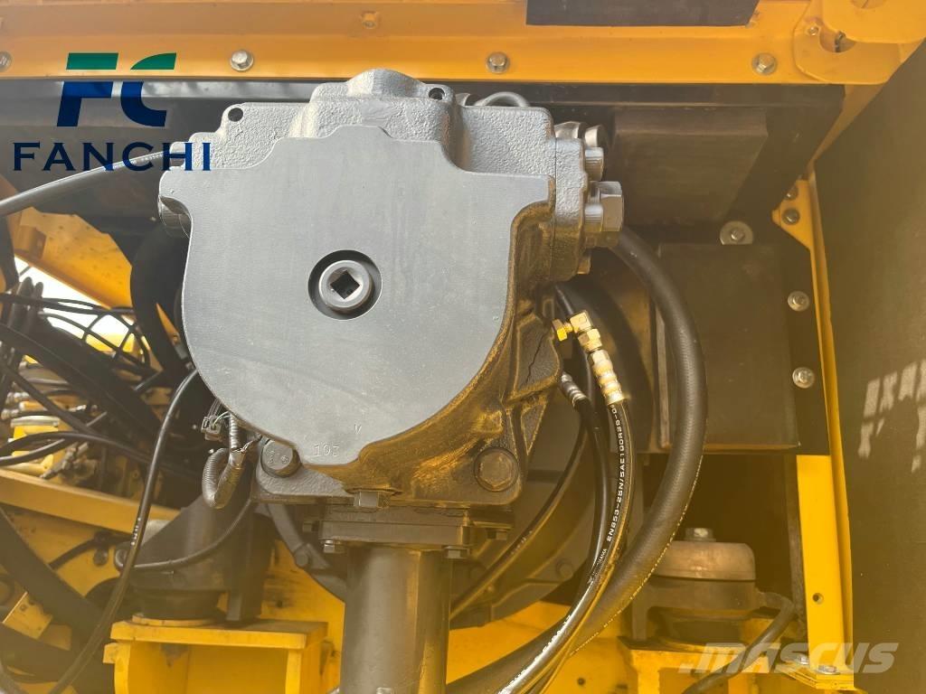 Komatsu PC 450-8 Bagri goseničarji