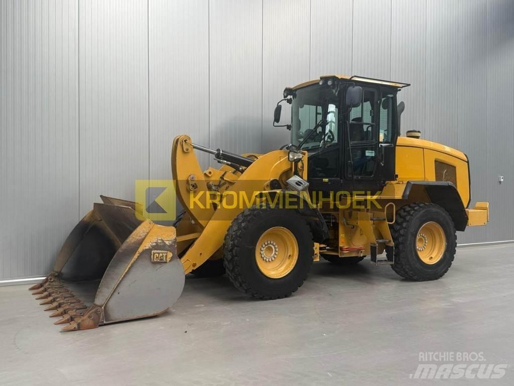 CAT 924 K Kolesni nakladalci