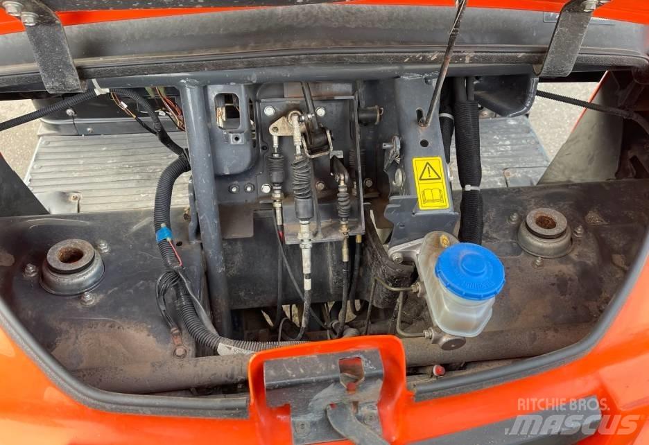 Kubota RTV 900 Pomožni stroji