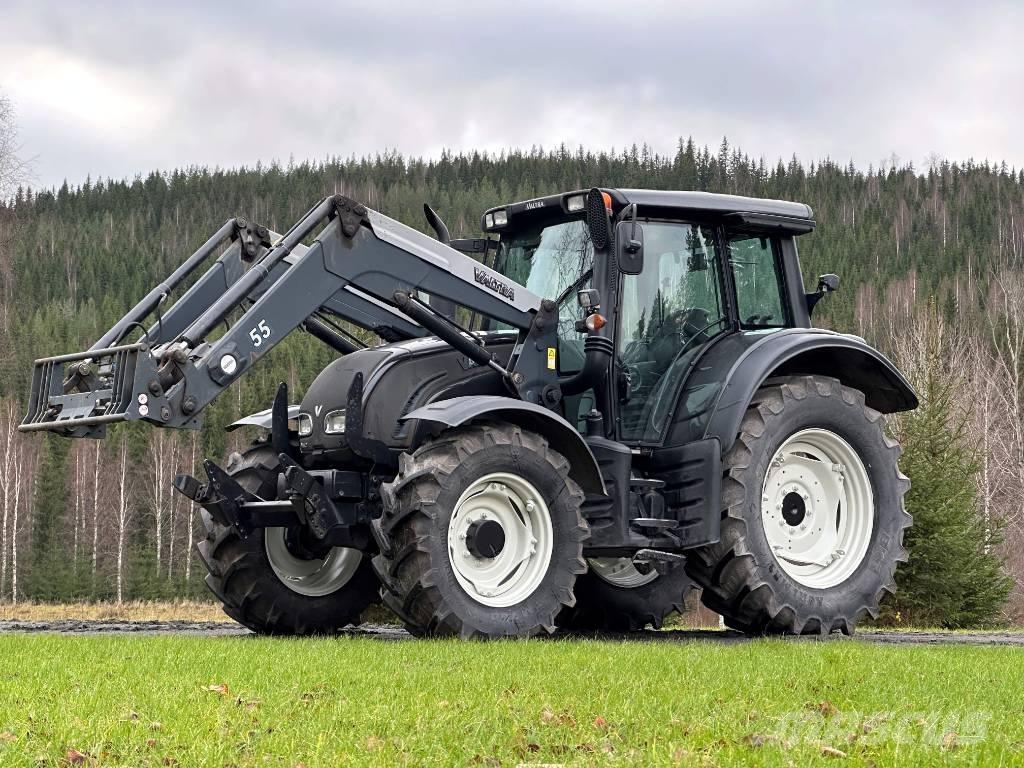 Valtra N 142 Versu Traktorji