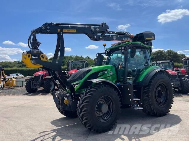 Valtra T235A Traktorji