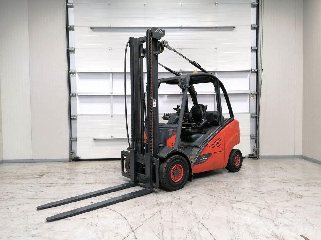 Linde H30D-02 Dizelski viličarji