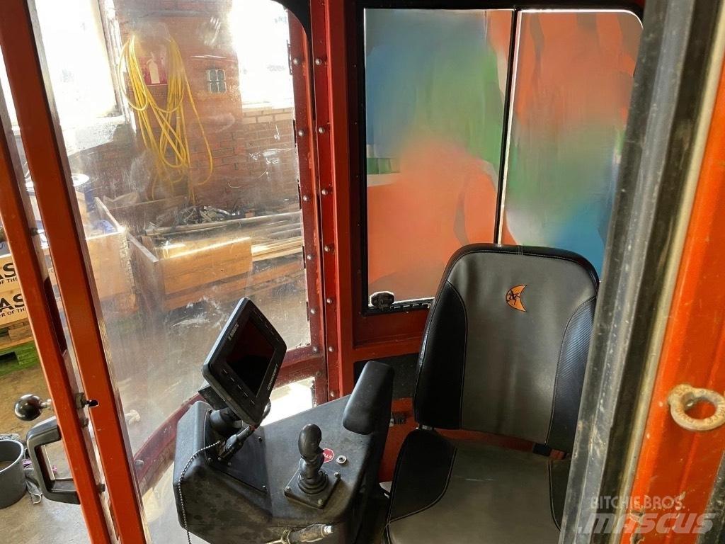 Ditch Witch JT 20 Oprema za vodoravno smerno vrtanje