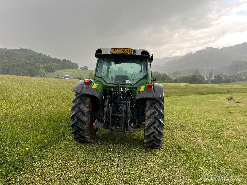 Fendt 211 Vario Traktorji