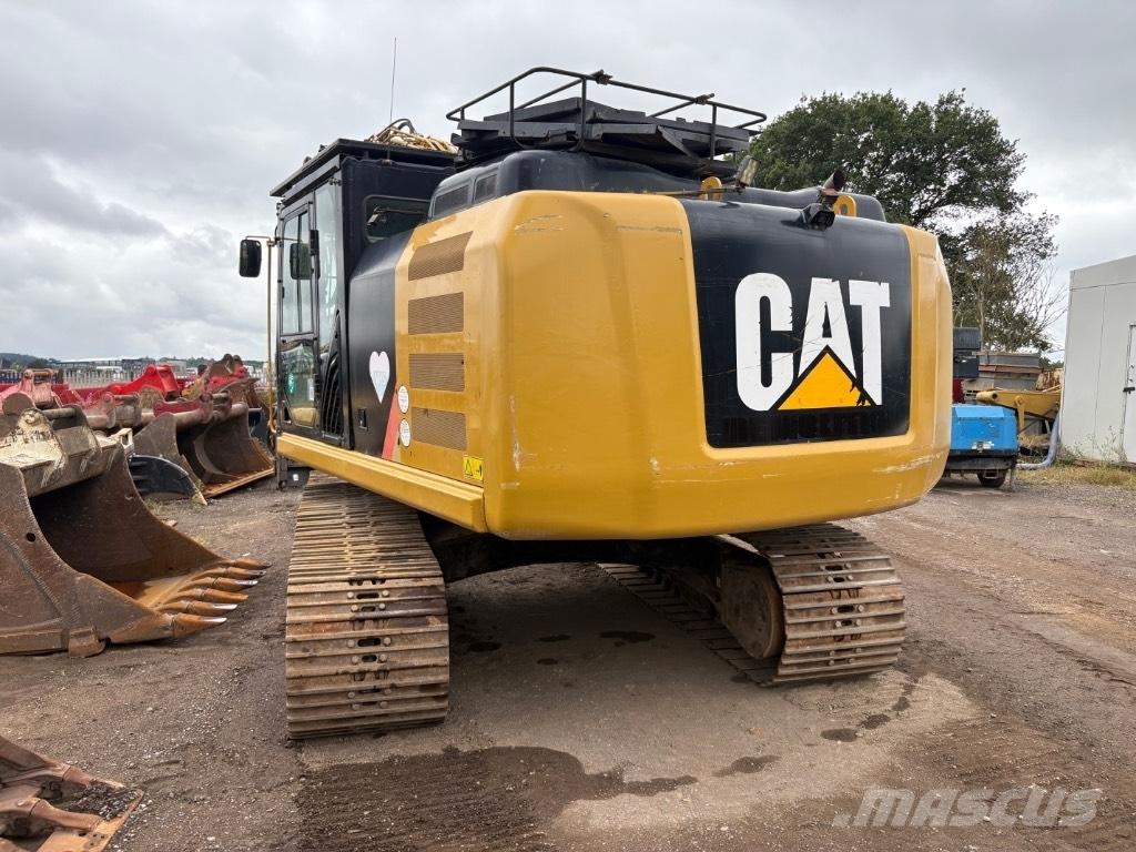 CAT 323 F L Bagri goseničarji