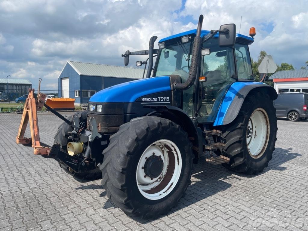 New Holland TS 115 Traktorji