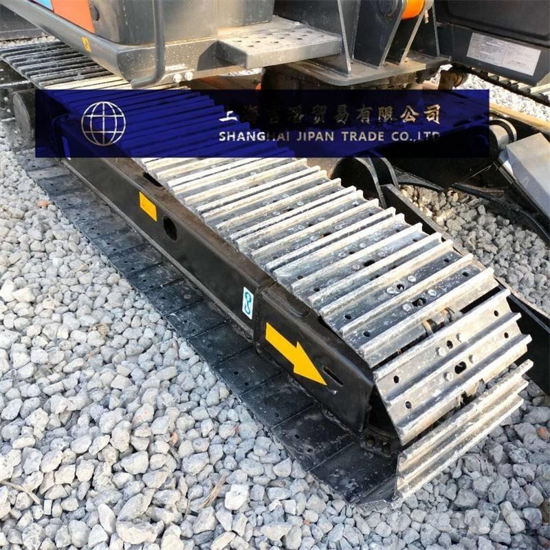 Hitachi ZX 70 Midi bagri 7t – 12t