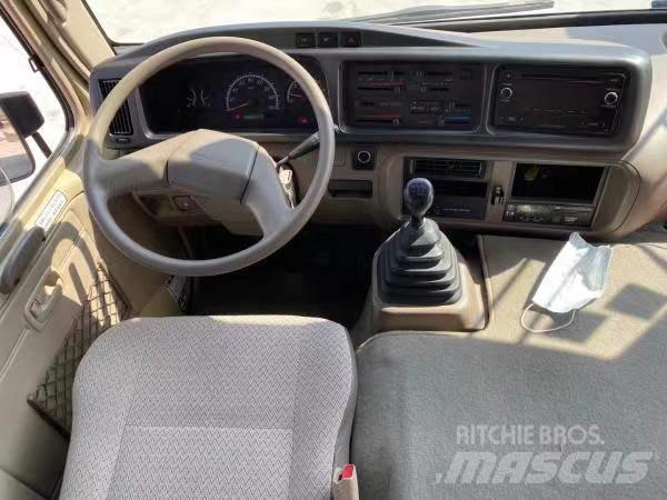 Toyota Coaster Bus Mini avtobusi