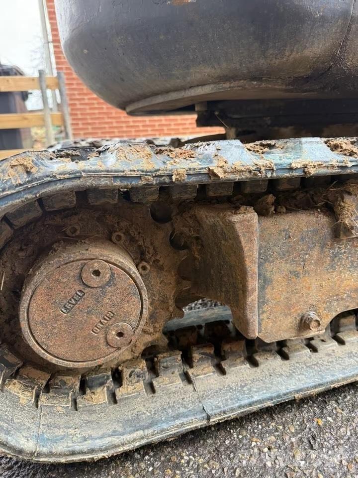 Kubota U 17 Mini bagri <7t