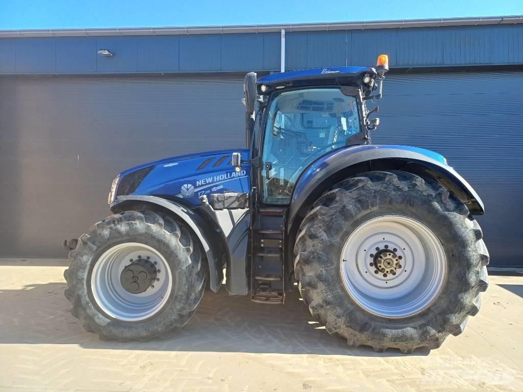 New Holland T7.315HD Traktorji