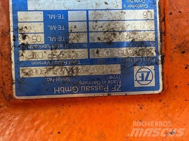 Doosan DL 400 AXLES Osi