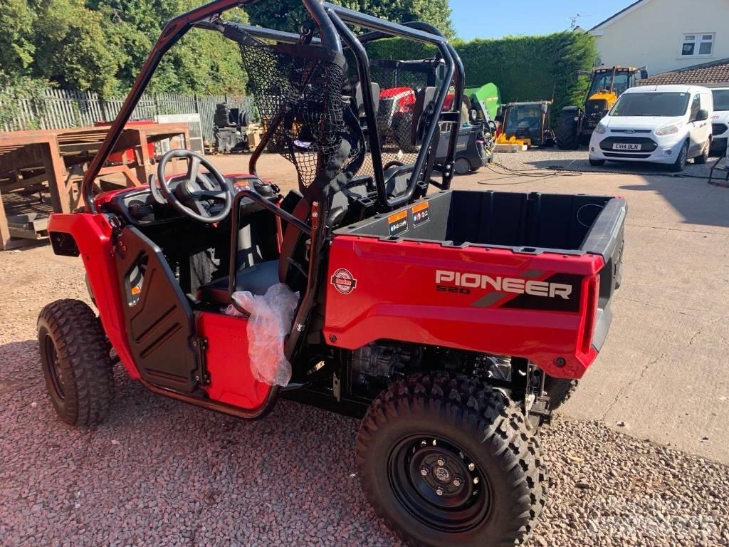 Honda Pioneer 520 Pomožni stroji