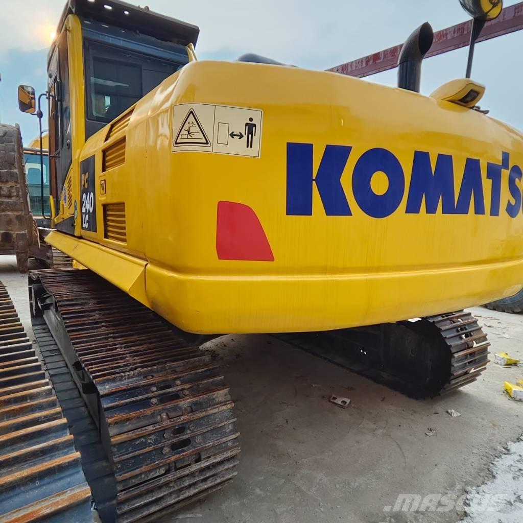 Komatsu PC 240-8 Bagri goseničarji