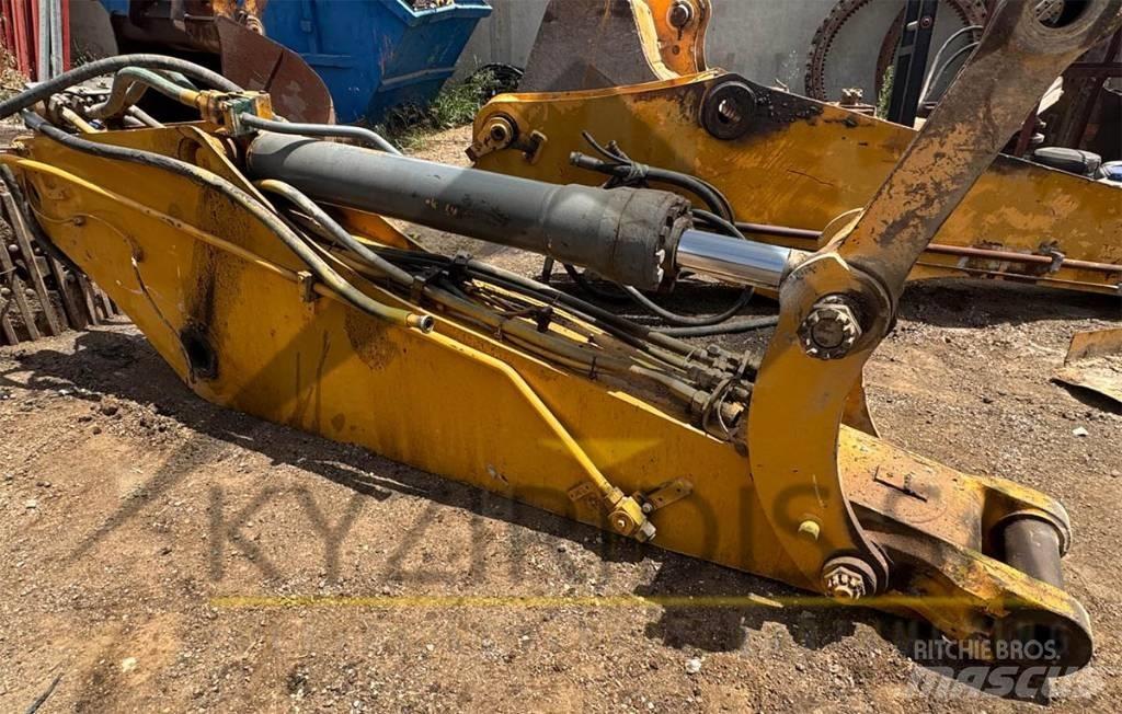 Liebherr R 934 Boom in dipper roke