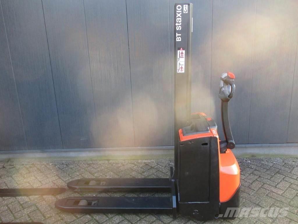 Toyota SWE 080L Ročni električni viličar