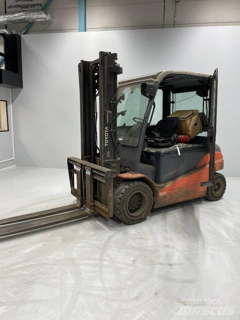 Toyota 8FBMT50 Električni viličarji