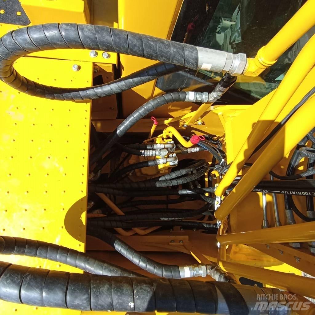 Komatsu PC 200-8N1 Bagri goseničarji