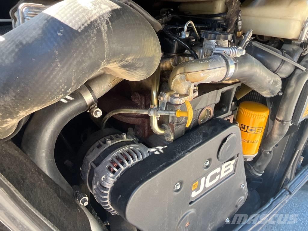 JCB 110 W Hydradig Bagri na kolesih