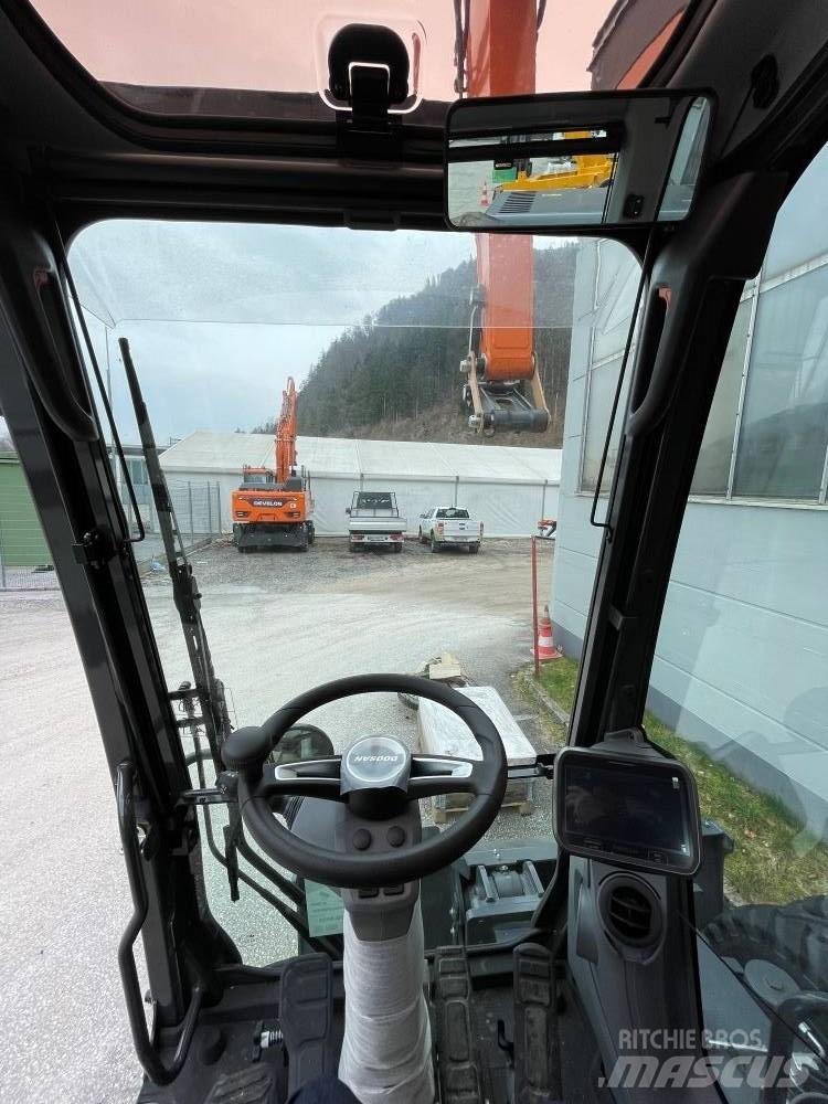 Develon DX 210 W-7 Bagri