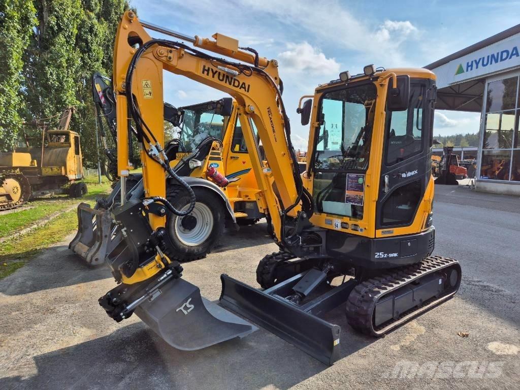 Hyundai R 25 Z-9AK Mini bagri <7t