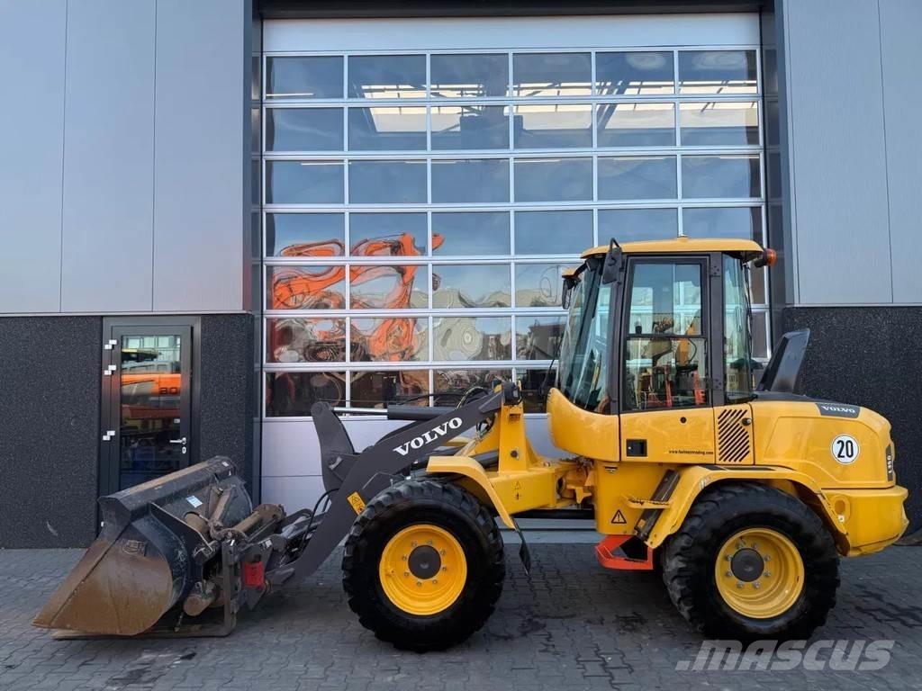 Volvo L35G Kolesni nakladalci