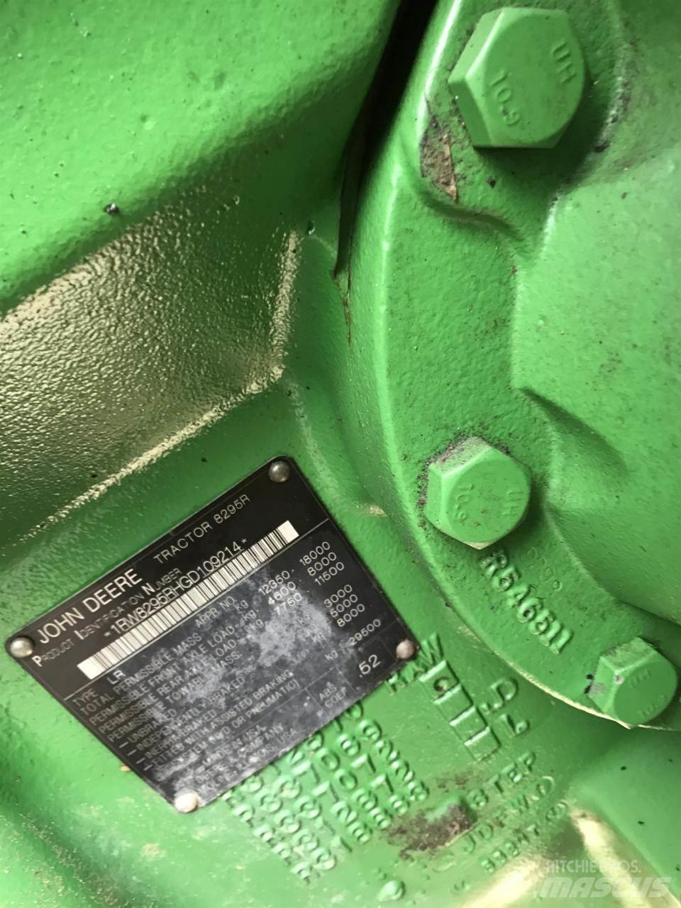 John Deere 8295R Traktorji