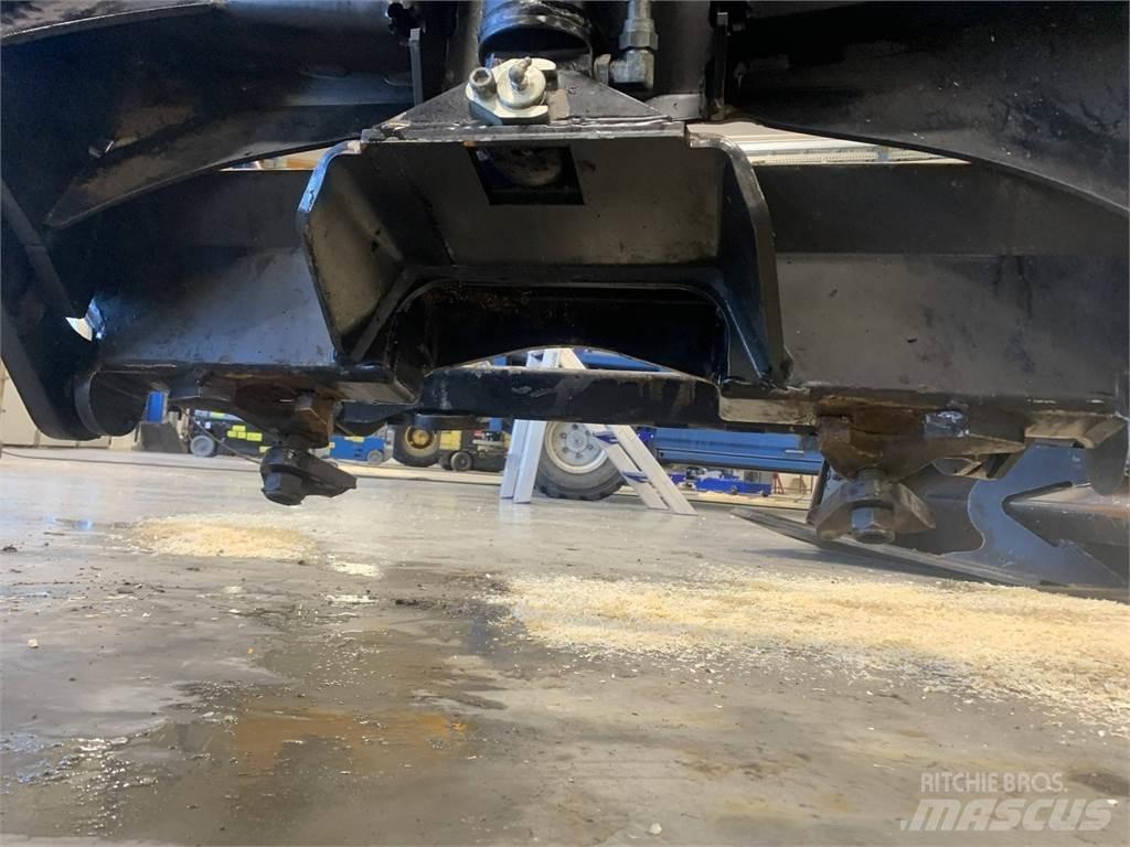 Komatsu 895 Druge komponente