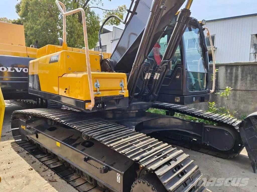Volvo EC 250 D L Bagri goseničarji