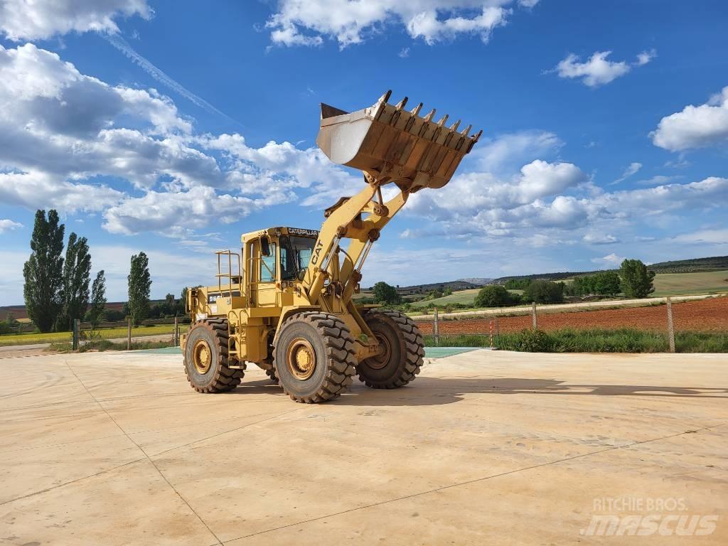 CAT 966E Kolesni nakladalci