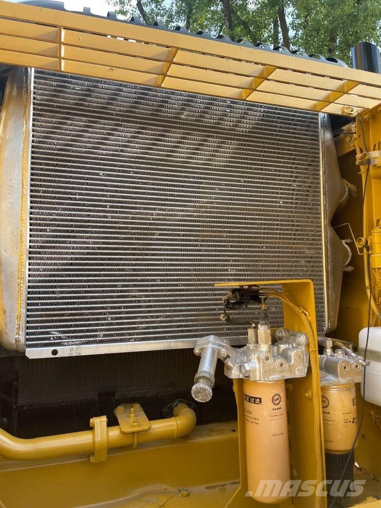CAT CAT330 Midi bagri 7t – 12t
