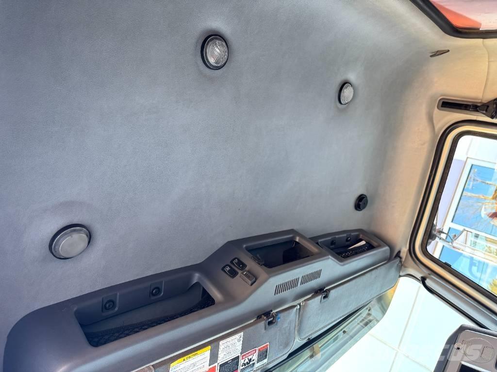 Mack GU813 Kiper tovornjaki