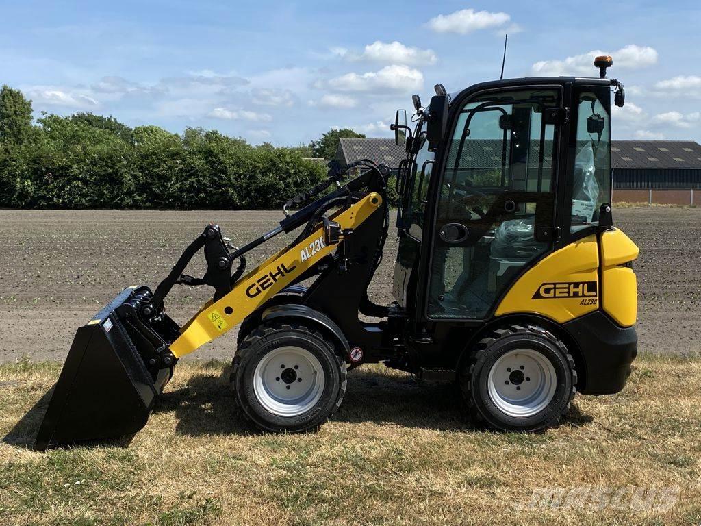 Gehl AL230 Kolesni nakladalci