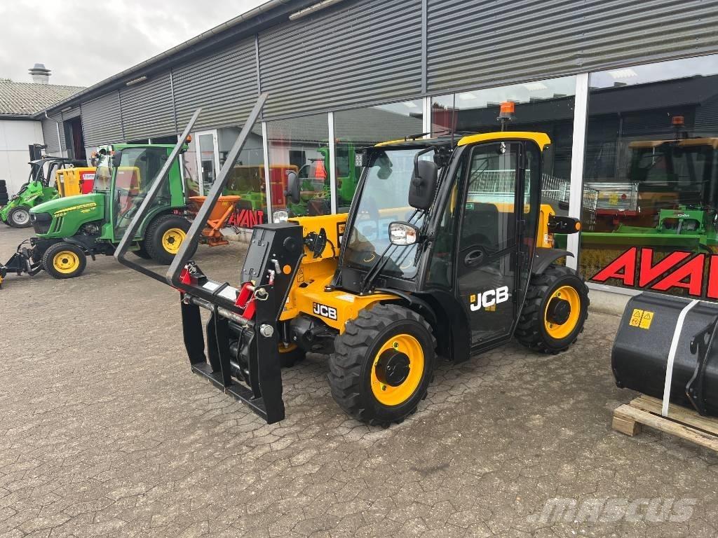 JCB 514-40 Agri Kmetijski teleskopski nakladalci